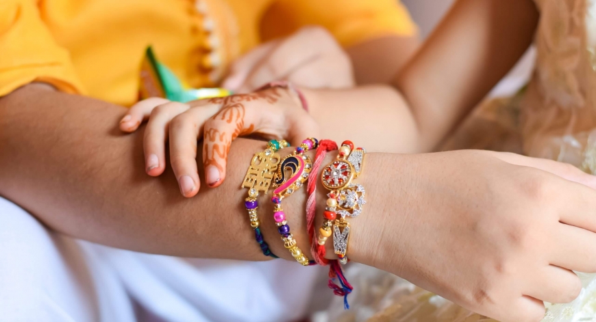 How To Make A ‘Vedic Rakhi’ In 3 Simple Steps