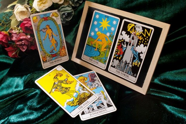 Can you guess what tarot card are you as per your zodiac sign?